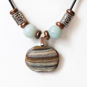 Shell Pendant Necklace W/Blue Amazonite Gemstones